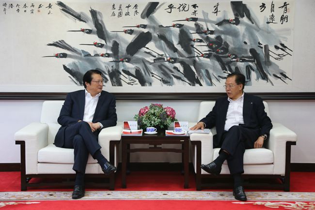 中船重工集團(tuán)胡問鳴董事長到訪集團(tuán)（圖）