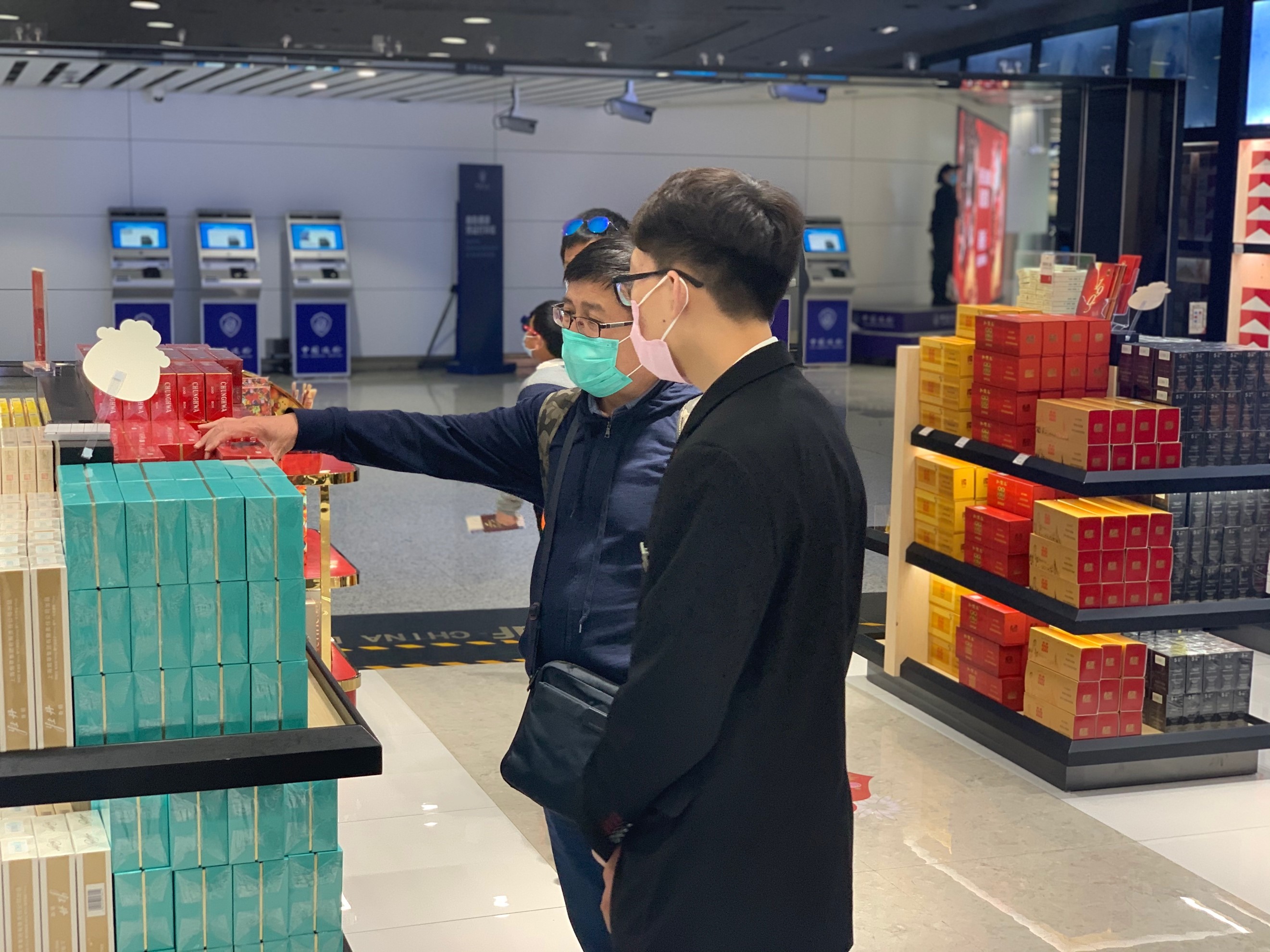【中國免稅人在行動?黨員先鋒篇】之二： 不忘初心，凝心聚力——中免黨員抗擊疫情，發(fā)揮黨員先鋒模范作用